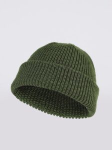 Accessories(Trucker Hats,Beanies/Socks)